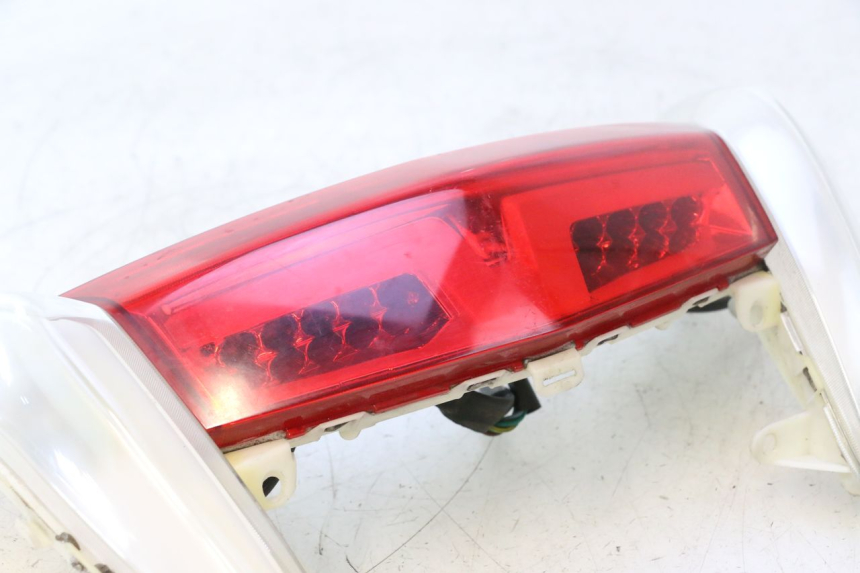 photo de ACHTERLICHT PEUGEOT CITYSTAR 2T 50 (2018 - 2021) - Bevestigingspunten