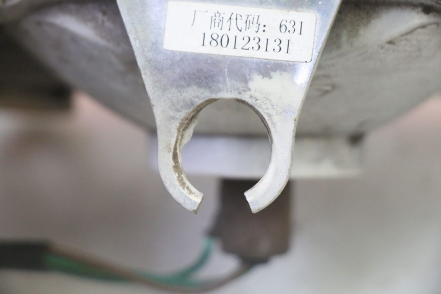 photo de ACHTERLICHT SYM CROX 4T 50 (2016 - 2023) - Markeringen en referenties