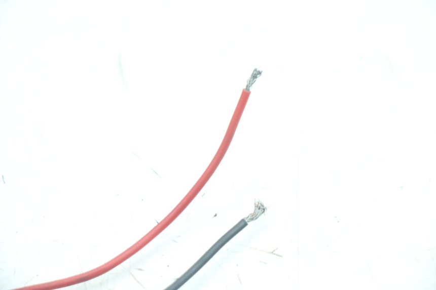 photo de ACHTERLICHT DERBI SENDA SM DRD X-TREME 50 (2011 - 2017) - Bevestigingspunten