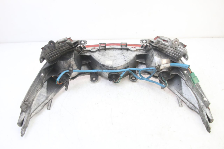 photo de ACHTERLICHT KYMCO DINK STREET 125 (2009 - 2014) - Bevestigingspunten