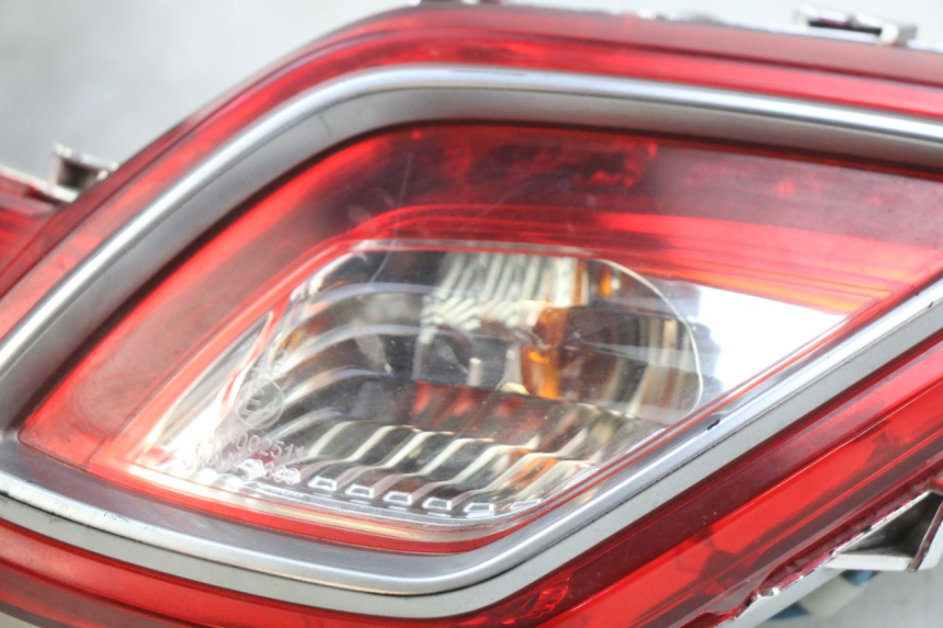photo de ACHTERLICHT KYMCO DOWNTOWN ABS 125 (2015 - 2017) - Technische close-up