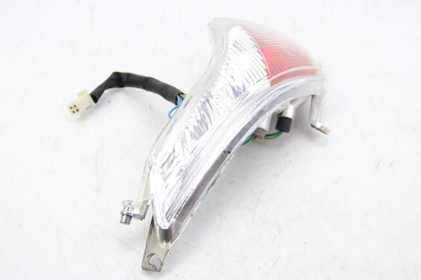 photo de RECHTS ACHTERLICHT PEUGEOT E-VIVACITY 1 (2012 - 2018) - Zoom op gebruiksstaat