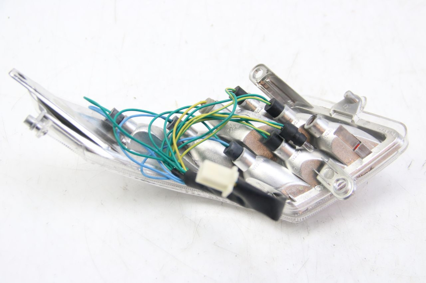 photo de RECHTS ACHTERLICHT PEUGEOT E-VIVACITY 1 (2012 - 2018) - Bevestigingspunten