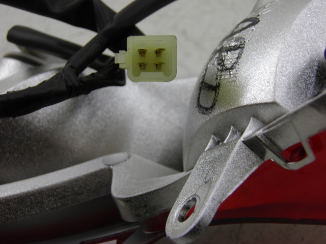 photo de RECHTS ACHTERLICHT HONDA FES S-WING SWING ABS 125 (2007 - 2015) - Andere kijkhoek