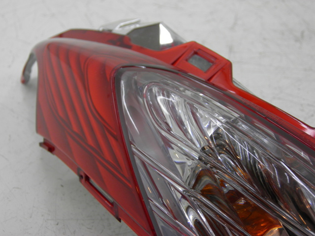 photo de RECHTS ACHTERLICHT HONDA FES S-WING SWING ABS 125 (2007 - 2015) - Gecontroleerd onderdeel