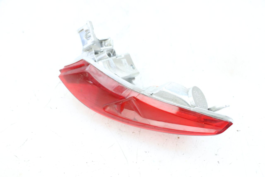 photo de RECHTS ACHTERLICHT PIAGGIO MP3 HPE 300 (2019 - 2026) - Overzicht