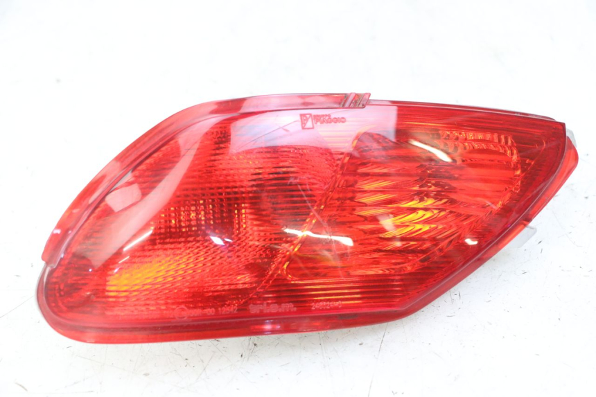 photo de RECHTS ACHTERLICHT PIAGGIO MP3 LT 300 (2010 - 2016) - Hoofdaanzicht