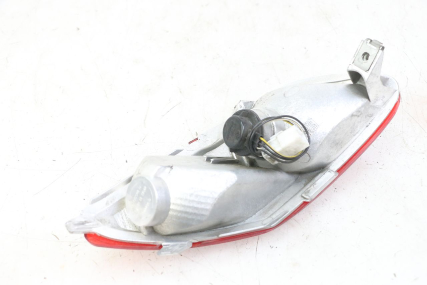 photo de RECHTS ACHTERLICHT PIAGGIO MP3 LT 300 (2010 - 2016) - Detail van het onderdeel