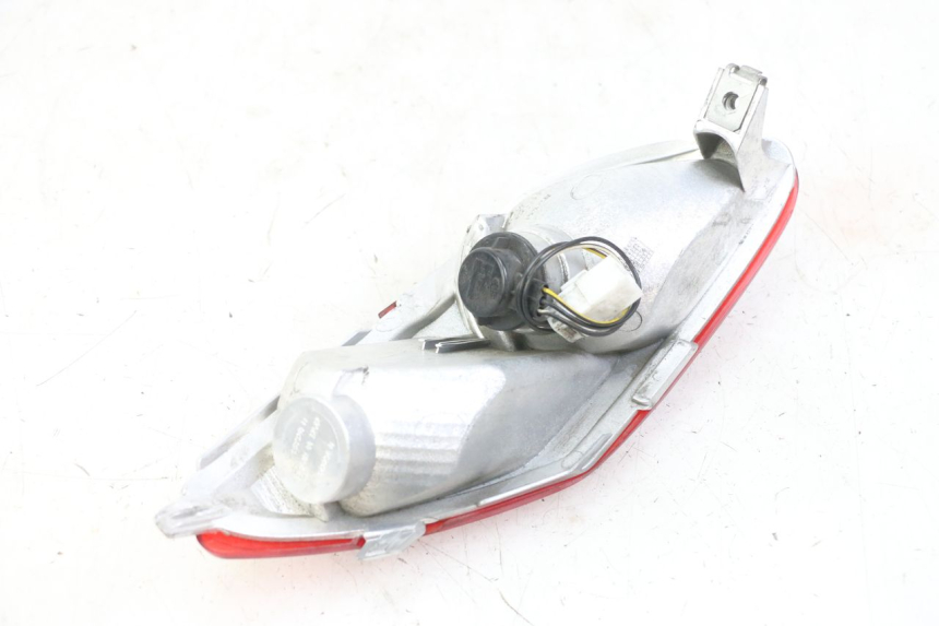 photo de RECHTS ACHTERLICHT PIAGGIO MP3 LT 300 (2010 - 2016) - Technische close-up