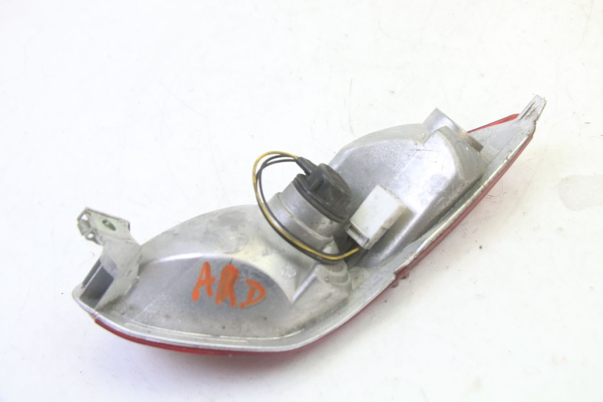 photo de RECHTS ACHTERLICHT PIAGGIO MP3 LT 300 (2010 - 2016) - Staat van het oppervlak