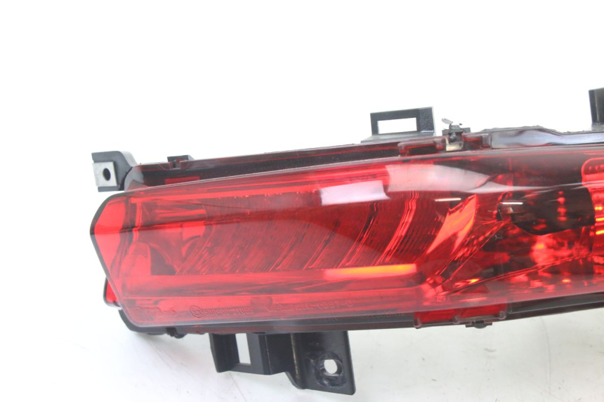 photo de RECHTS ACHTERLICHT PIAGGIO MP3 500 (2014 - 2017) - Zoom op gebruiksstaat