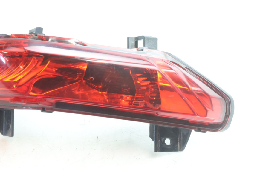 photo de RECHTS ACHTERLICHT PIAGGIO MP3 500 (2016 - 2018) - Zoom op gebruiksstaat