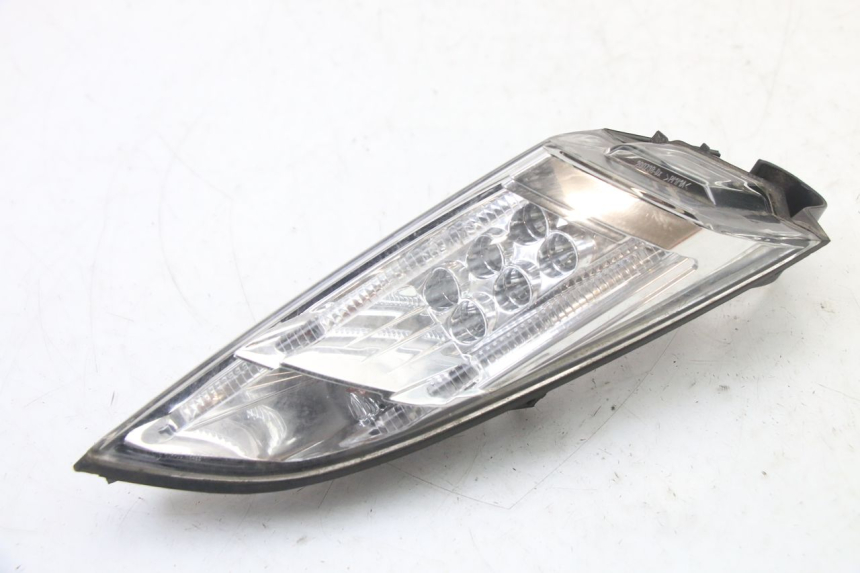 photo de RECHTS ACHTERLICHT PEUGEOT SATELIS 125 (2013 - 2018) - Andere kijkhoek