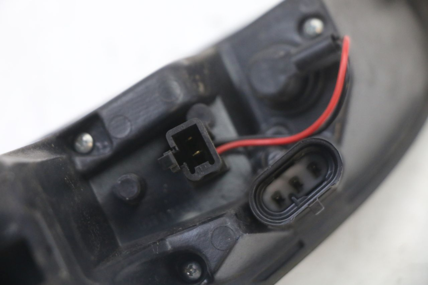 photo de RECHTS ACHTERLICHT PEUGEOT SATELIS 125 (2013 - 2018) - Staat van het oppervlak