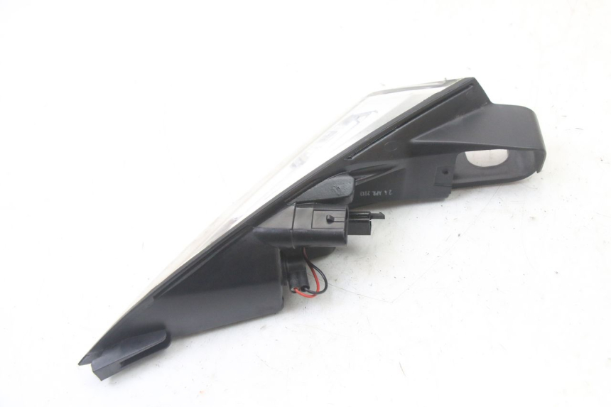 photo de RECHTS ACHTERLICHT PEUGEOT SATELIS 125 (2013 - 2018) - Technische close-up