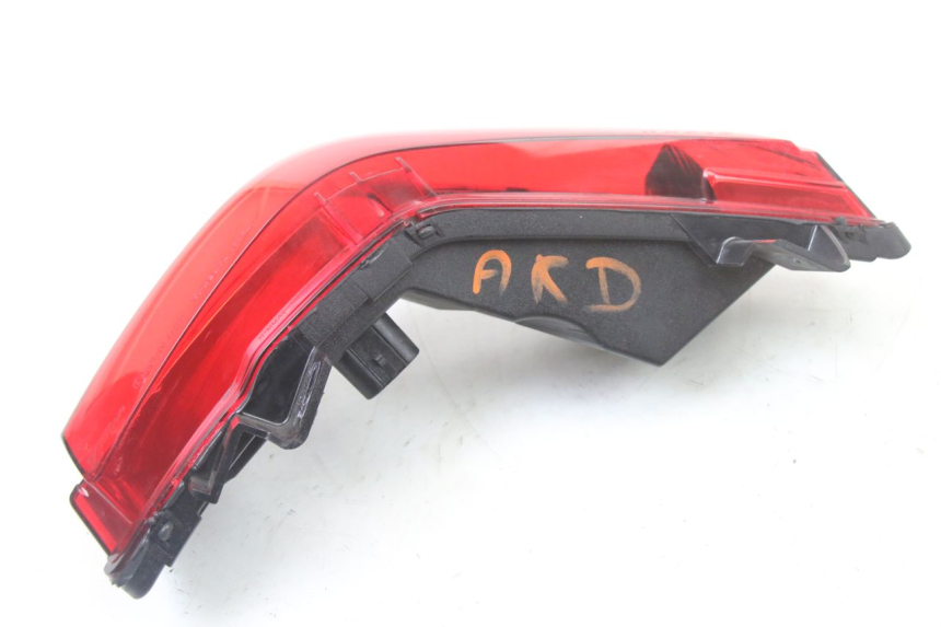 photo de RECHTS ACHTERLICHT PIAGGIO MP3 500 (2014 - 2017) - Overzicht