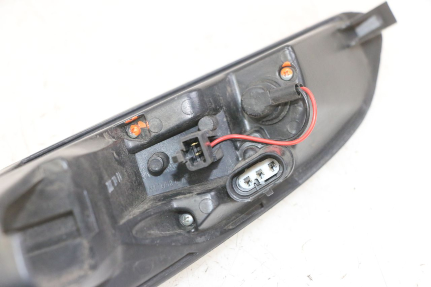 photo de RECHTS ACHTERLICHT PEUGEOT SATELIS 125 (2013 - 2018) - Technische close-up