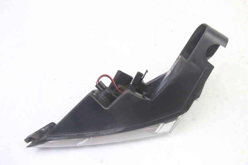 photo de RECHTS ACHTERLICHT PEUGEOT SATELIS 125 (2010 - 2012) - Bevestigingspunten