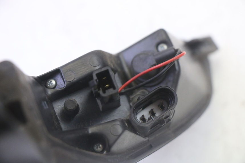 photo de RECHTS ACHTERLICHT PEUGEOT SATELIS 125 (2010 - 2012) - Staat van het oppervlak