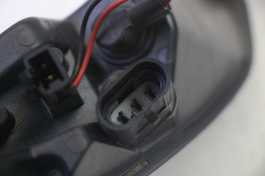 photo de RECHTS ACHTERLICHT PEUGEOT SATELIS 125 (2013 - 2018) - Staat van het oppervlak