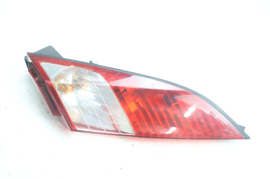 photo de RECHTS ACHTERLICHT PEUGEOT SATELIS 125 (2006 - 2009) - Hoofdaanzicht