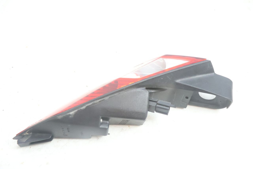 photo de RECHTS ACHTERLICHT PEUGEOT SATELIS 125 (2006 - 2009) - Technische close-up