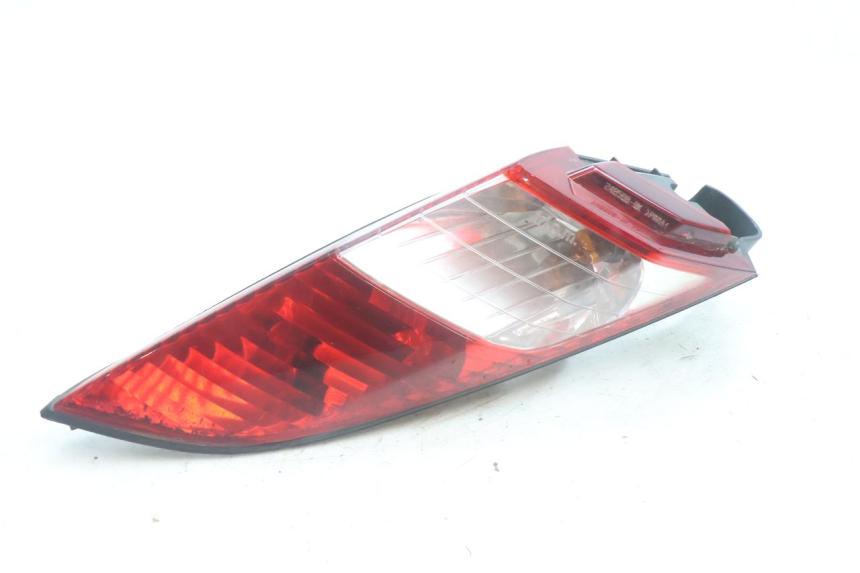 photo de RECHTS ACHTERLICHT PEUGEOT SATELIS 125 (2006 - 2009) - Detail van het onderdeel