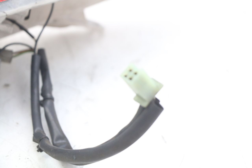 photo de RECHTS ACHTERLICHT MBK SKYCRUISER 125 (2006 - 2009) - Zoom op gebruiksstaat