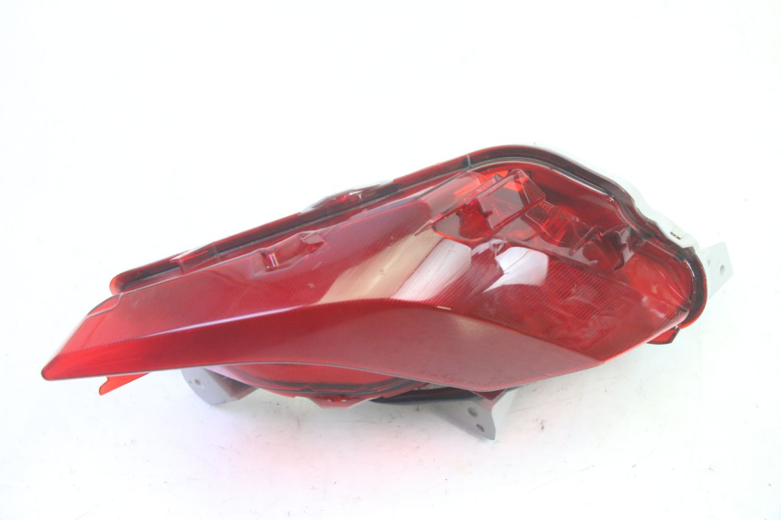 photo de RECHTS ACHTERLICHT YAMAHA TRICITY 300 (2020 - 2024) - Zoom op gebruiksstaat