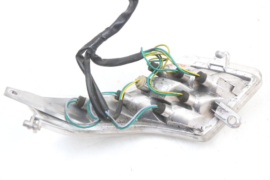 photo de RECHTS ACHTERLICHT PEUGEOT VIVACITY NEW 4T 50 (2008 - 2017) - Technische close-up