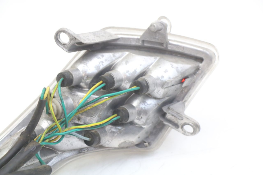 photo de RECHTS ACHTERLICHT PEUGEOT VIVACITY 125 (2010 - 2017) - Technische close-up