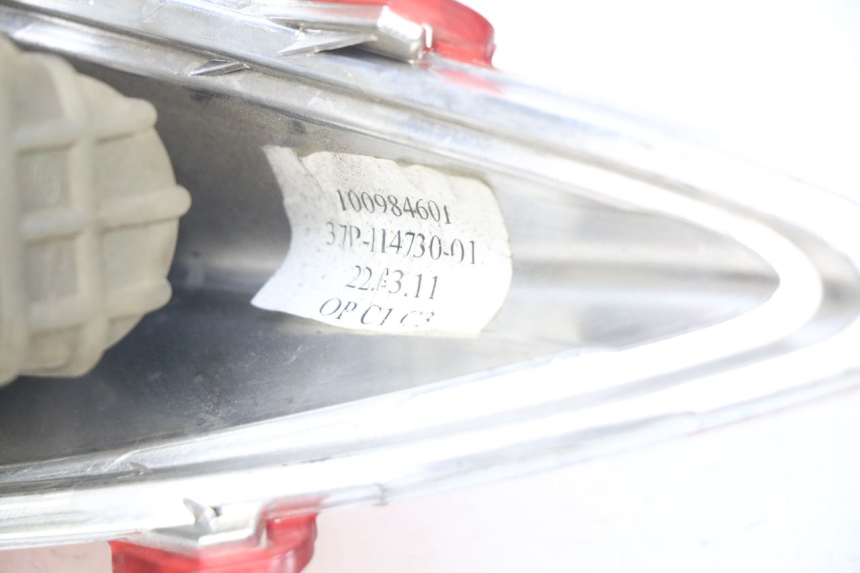 photo de RECHTS ACHTERLICHT YAMAHA X-MAX XMAX 125 (2010 - 2013) - Andere kijkhoek