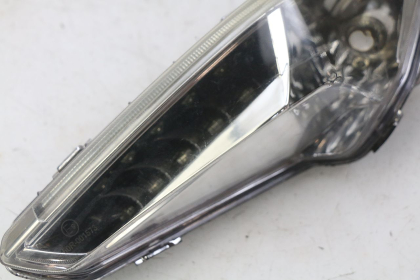 photo de RECHTS ACHTERLICHT YAMASAKI YM T 125 (2015 - 2020) - Zoom op gebruiksstaat