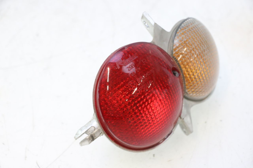 photo de RECHTS ACHTERLICHT YAMAHA YP MAJESTY 125 (2007 - 2010) - Overzicht