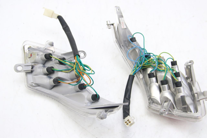 photo de ACHTERLICHT PEUGEOT E-VIVACITY 1 (2012 - 2018) - Technische close-up