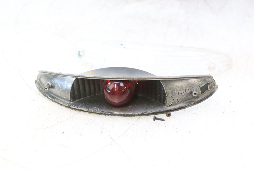 photo de ACHTERLICHT PEUGEOT ELYSTAR 50 (2002 - 2014) - Detail van het onderdeel
