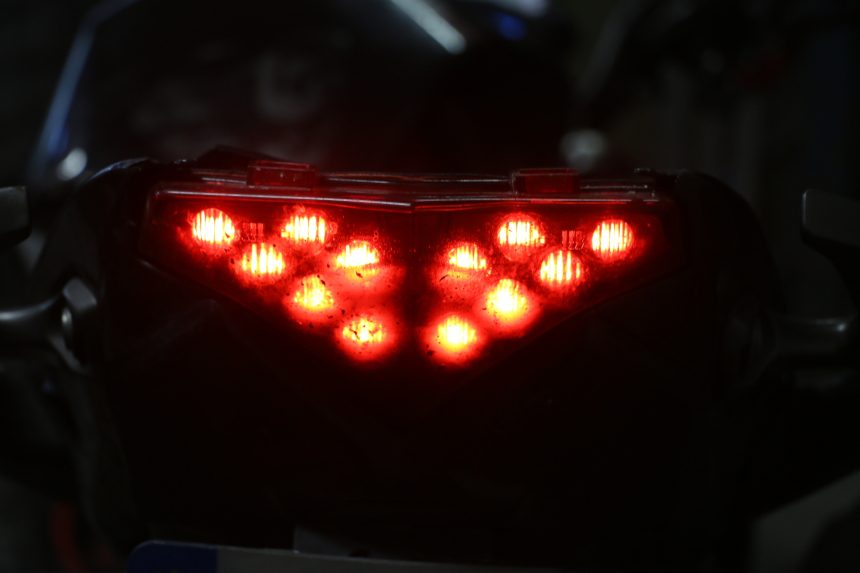 photo de ACHTERLICHT KAWASAKI ER-6 ER6 N 650 (2012 - 2016) - Gecontroleerd onderdeel