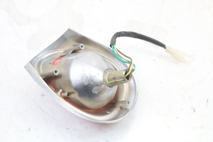 photo de ACHTERLICHT EUROCKA RETRO 50 (2007 - 2014) - Bevestigingspunten