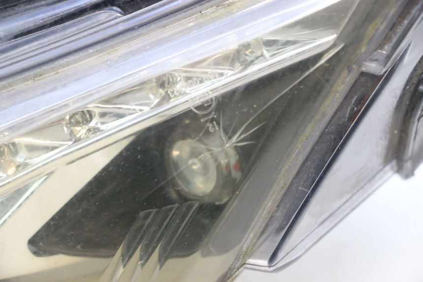 photo de ACHTERLICHT JM MOTORS EVOLIS 4T 50 (2018 - 2022) - Andere kijkhoek