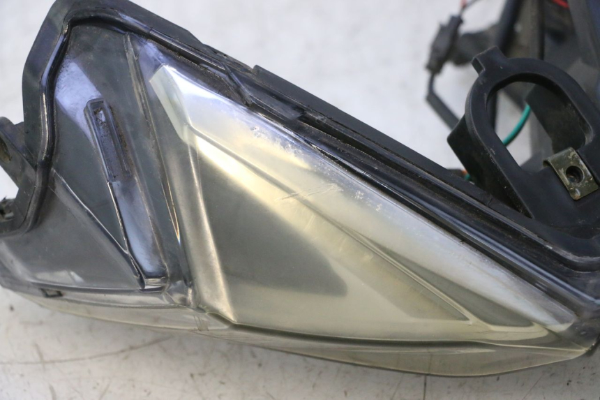 photo de ACHTERLICHT JM MOTORS EVOLIS 4T 50 (2018 - 2022) - Andere kijkhoek