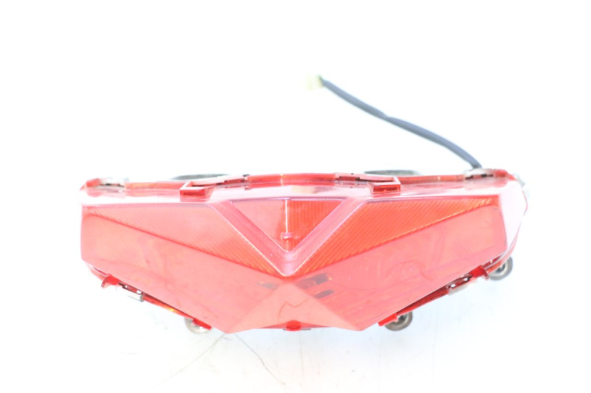 photo de ACHTERLICHT JM MOTORS F45i 4T 50 (2020 - 2023) - Detail van het onderdeel