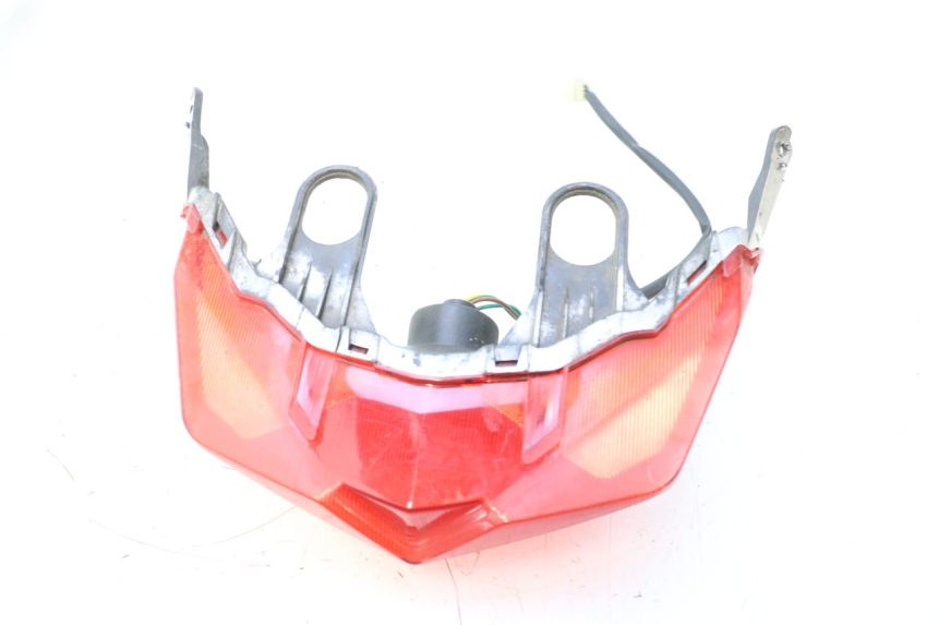 photo de ACHTERLICHT JM MOTORS F45i 4T 50 (2020 - 2023) - Zoom op gebruiksstaat