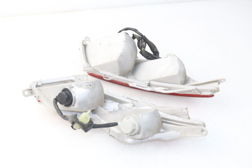 photo de ACHTERLICHT HONDA FES PANTHEON 125 (2003 - 2007) - Zoom op gebruiksstaat