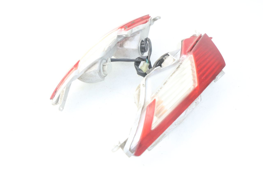 photo de ACHTERLICHT HONDA FES PANTHEON 125 (2003 - 2007) - Technische close-up