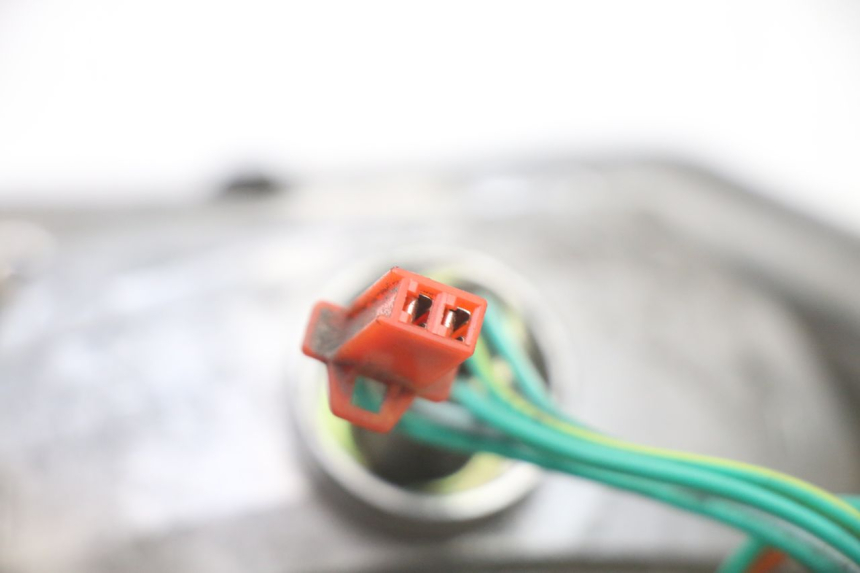 photo de ACHTERLICHT SYM FIDDLE 3 III 125 (2014 - 2020) - Bevestigingspunten