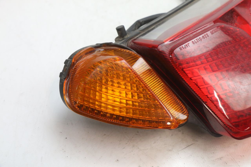 photo de ACHTERLICHT YAMAHA FJR 1300 (2001 - 2005) - Zoom op gebruiksstaat