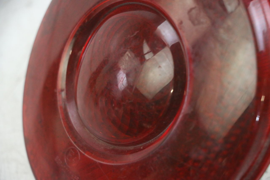 photo de ACHTERLICHT VENESI FLY RETRO 4T 50 (2020 - 2025) - Markeringen en referenties