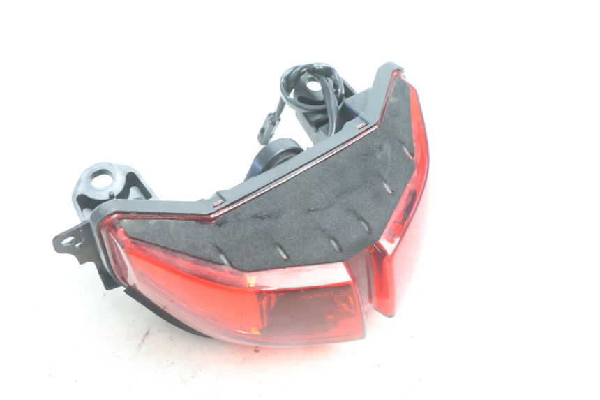 photo de ACHTERLICHT YAMAHA FZ8 800 (2010 - 2016) - Bevestigingspunten
