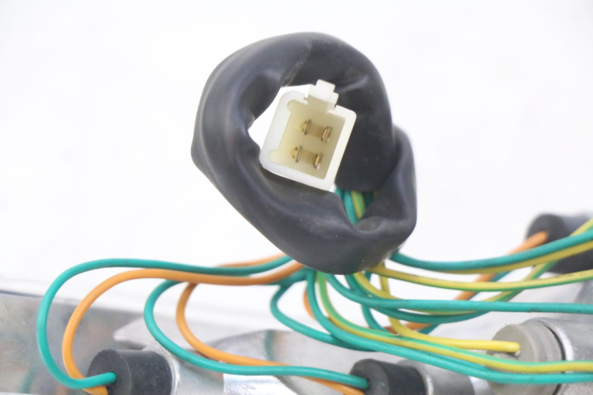 photo de LINKER ACHTERLICHT PEUGEOT E-VIVACITY 1 (2012 - 2018) - Andere kijkhoek