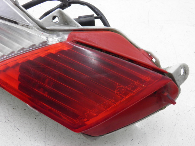 photo de ACHTERLICHT LINKS HONDA FES PANTHEON 125 (2003 - 2007) - Overzicht